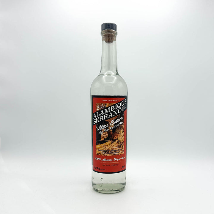 Bottle of Alambique Serrano on a white background