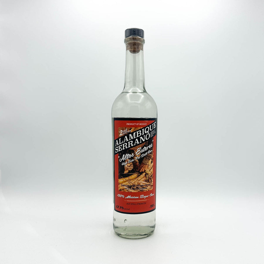 Bottle of Alambique Serrano on a white background