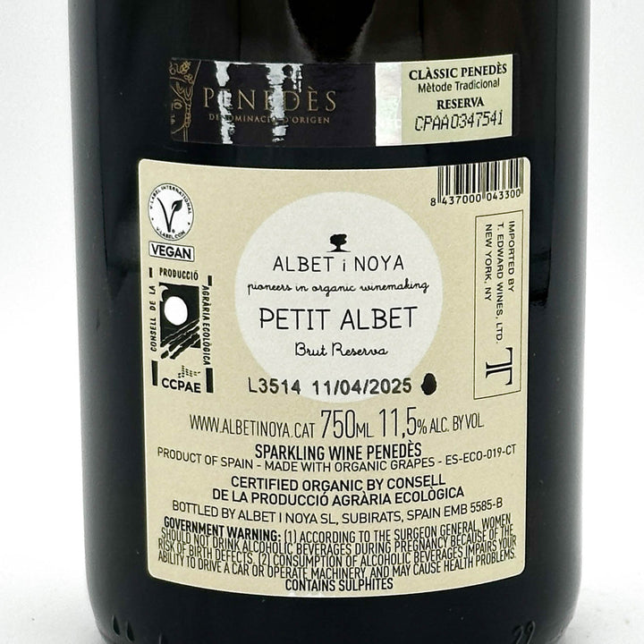 Wine bottle label with 'Albet i Noya' branding on a white background