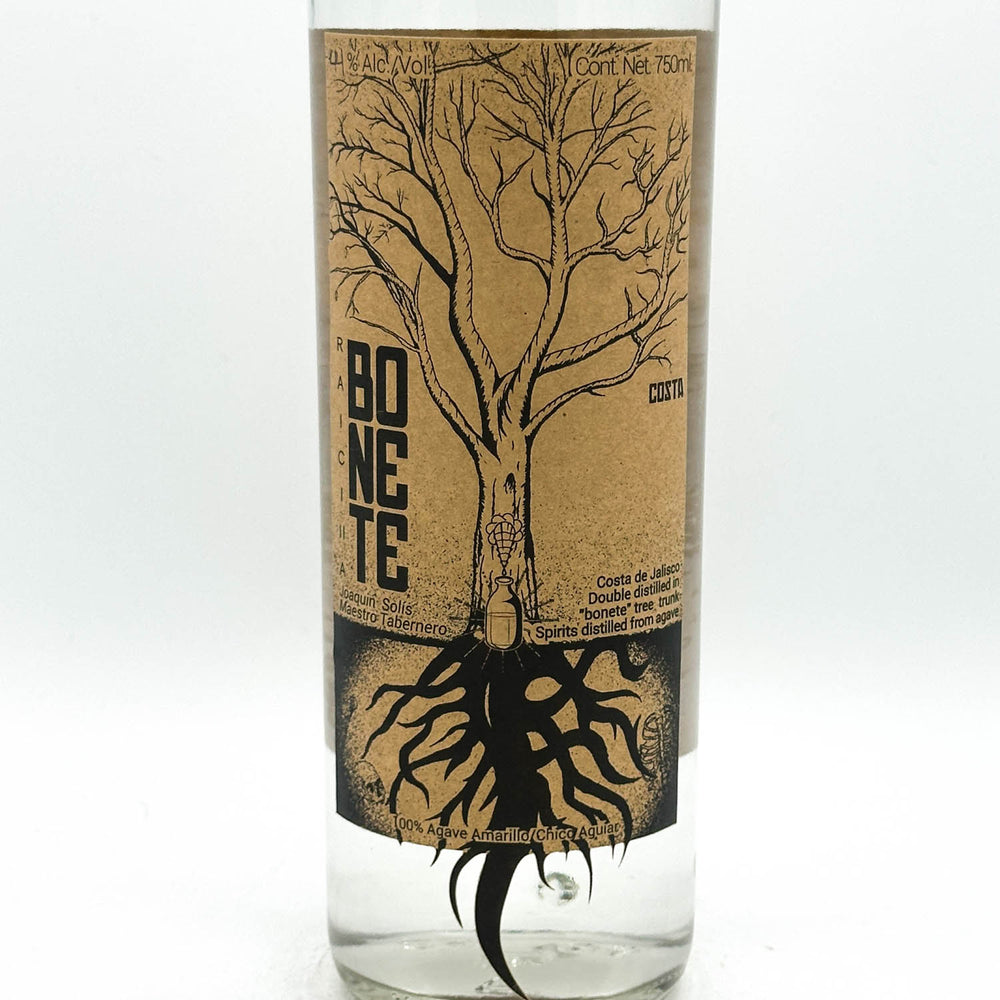 Bottle with a tree design and 'Bone Te' branding on a white background