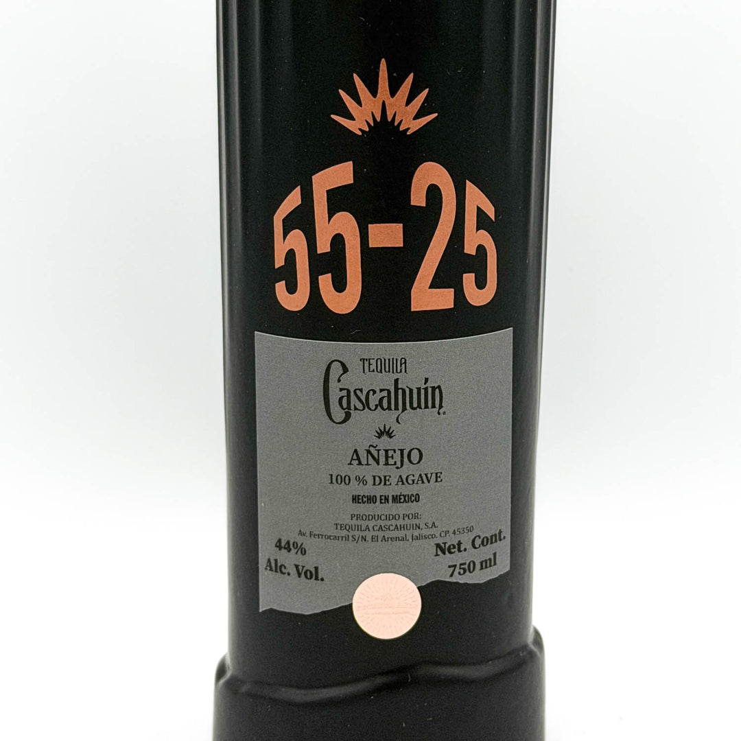 Tequila Cascahón 55-25 bottle with label on a white background