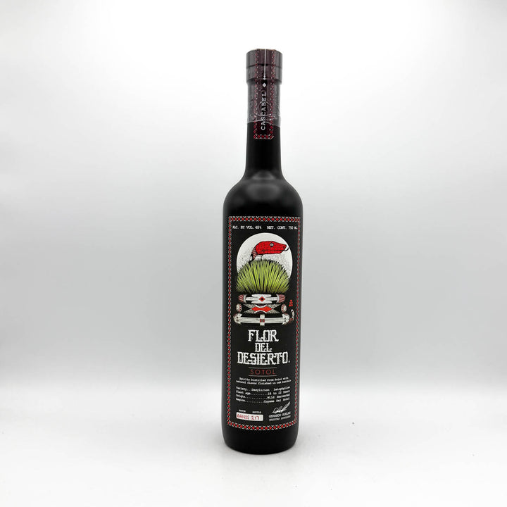 Bottle of 'Flor del Desierto' on a white background