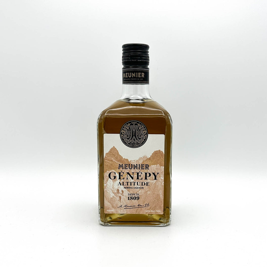 Bottle of Meunier Genepy Altitude on a white background