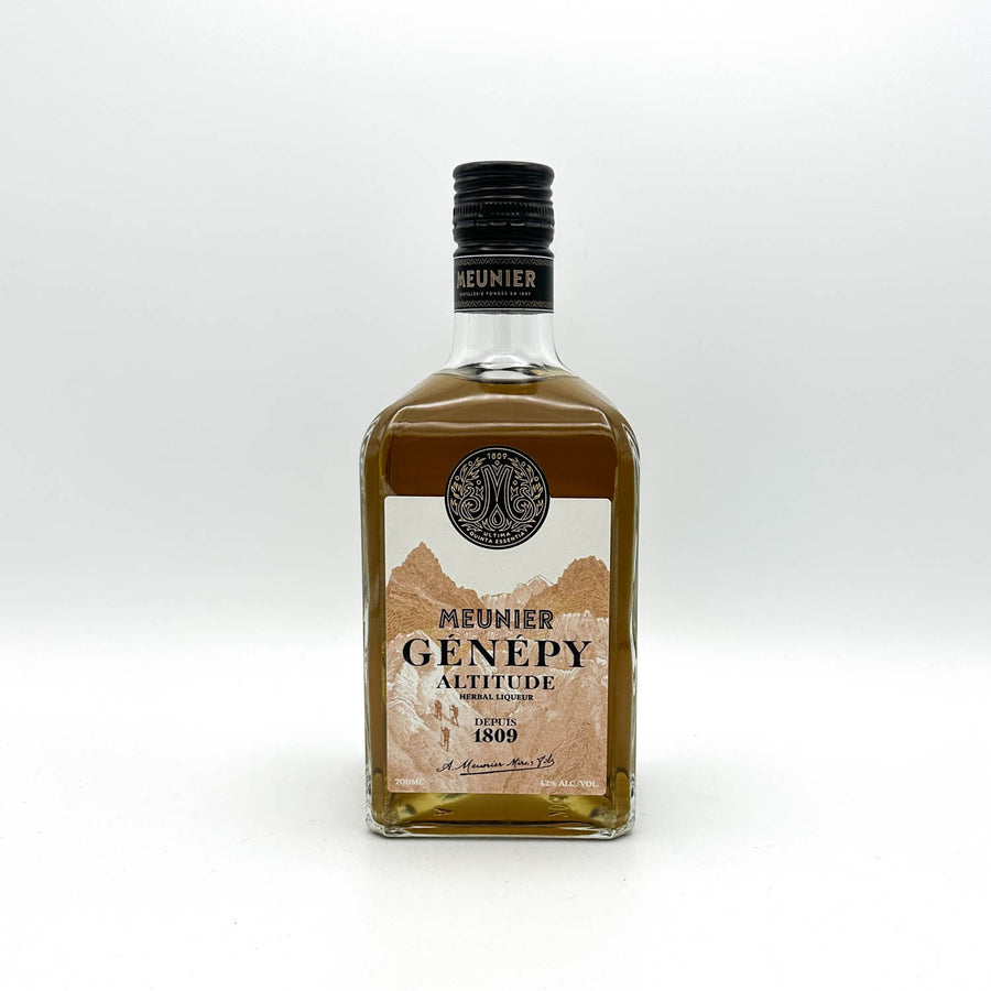 Bottle of Meunier Genepy Altitude on a white background